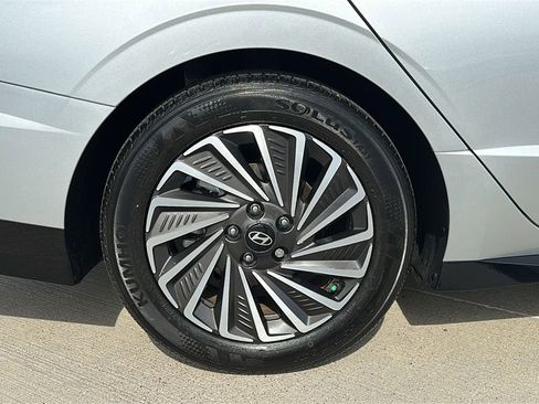 Used 2024 Hyundai Sonata SEL image 16