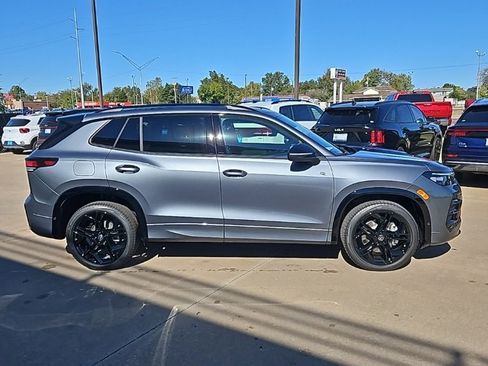 New 2026 Volkswagen Tiguan SE R-Line image 4