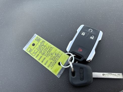 Used 2018 GMC Sierra 1500 SLT w/ SLT Premium Package image 16