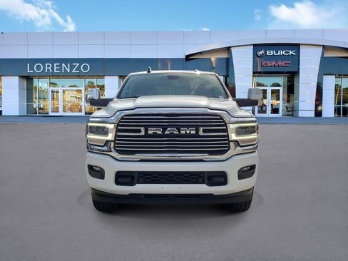 Used 2024 RAM 2500 Laramie AWD/4WD image 2