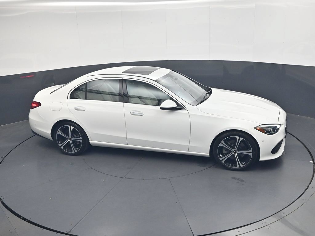 Used 2025 Mercedes-Benz C 300 Sedan image 33