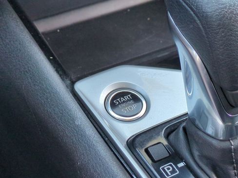 Used 2024 Nissan Altima 2.5 SV FWD image 16