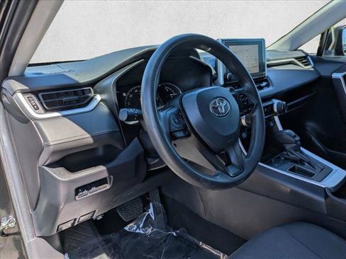 Used 2023 Toyota RAV4 XLE FWD image 10