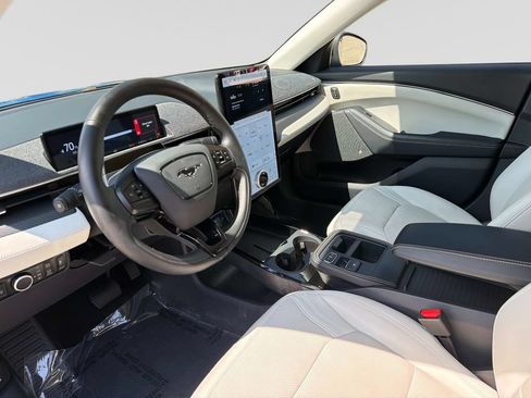 Used 2025 Ford Mustang Mach-E Premium AWD/4WD image 22