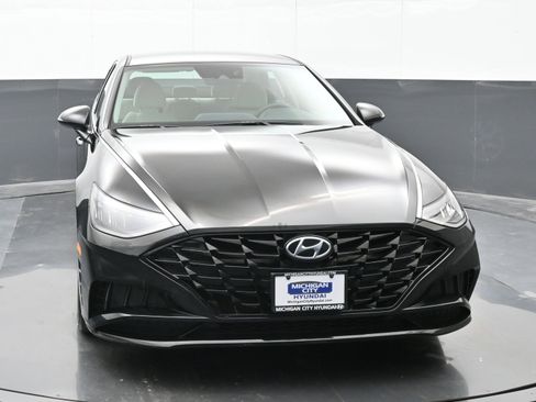 Used 2022 Hyundai Sonata SEL w/ Preferred Accessory Package image 3