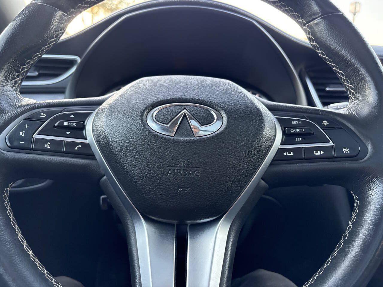Used 2019 INFINITI QX50 Essential w/ Premium Heat Package AWD/4WD image 7