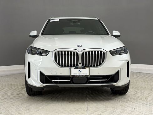 Used 2024 BMW X5 xDrive40i w/ Premium Package AWD/4WD image 6