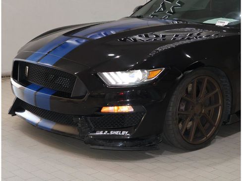 Used 2017 Ford Mustang Shelby GT350 w/ Electronics Package RWD image 2