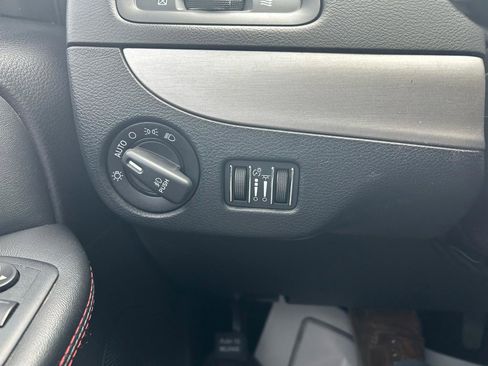 Used 2017 Dodge Grand Caravan GT image 26