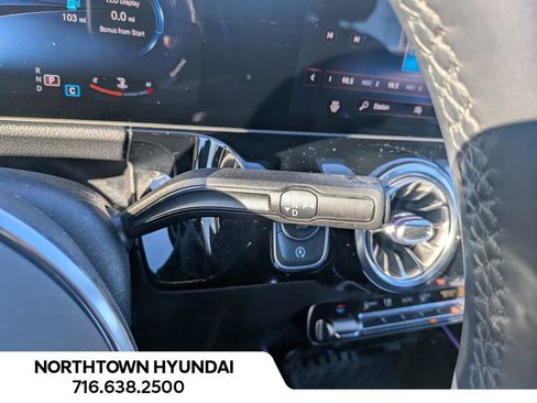 Used 2021 Mercedes-Benz GLA 250 4MATIC image 24