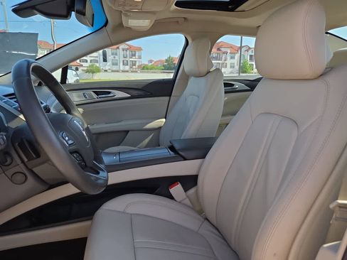 Used 2017 Lincoln MKZ Select w/ Technology Package FWD image 15