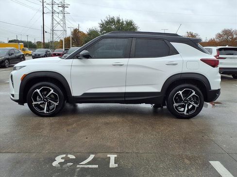Used 2021 Chevrolet TrailBlazer RS w/ Convenience Package image 21