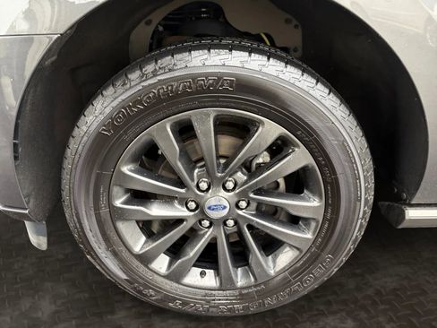Used 2019 Ford Expedition Limited AWD/4WD image 37