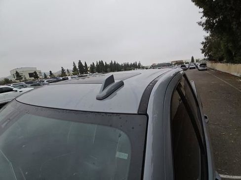 Used 2025 GMC Sierra 2500 AT4X AWD/4WD image 5