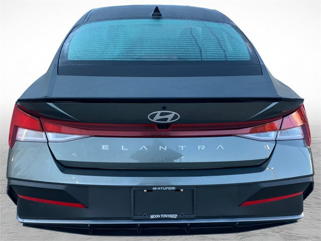 Certified 2026 Hyundai Elantra Sport FWD image 4