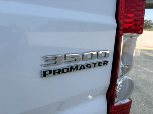 Used 2025 RAM ProMaster 3500 w/ Convenience Group image 11