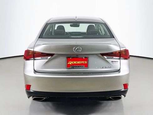 Used 2017 Lexus IS 300 AWD image 7