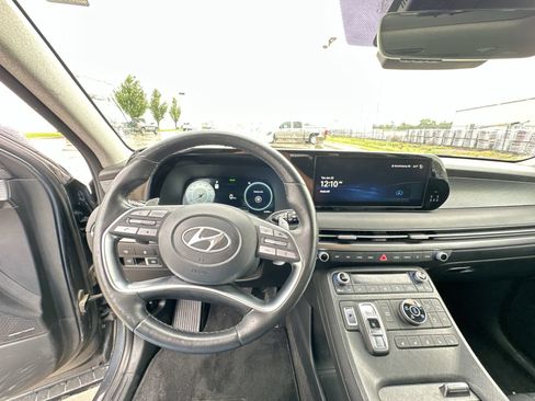 Used 2024 Hyundai Palisade Limited AWD/4WD image 11