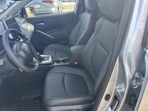 Used 2026 Toyota Corolla Cross XLE w/ Convenience Package image 18
