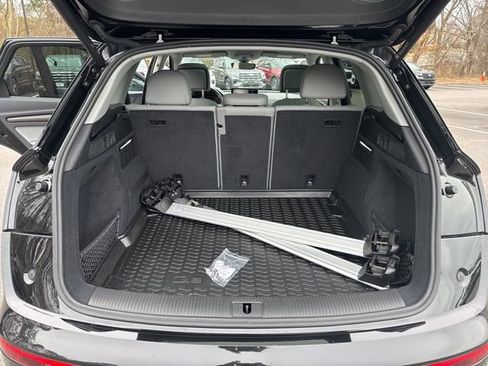 Used 2022 Audi Q5 2.0T Premium w/ Convenience Package image 22