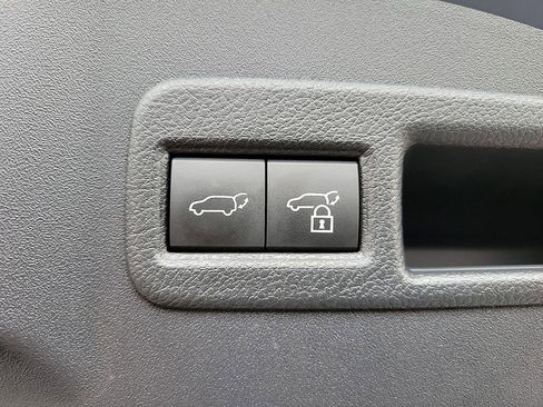 Certified 2023 Subaru Solterra AWD image 27