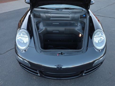 Used 2006 Porsche 911 Carrera RWD image 48