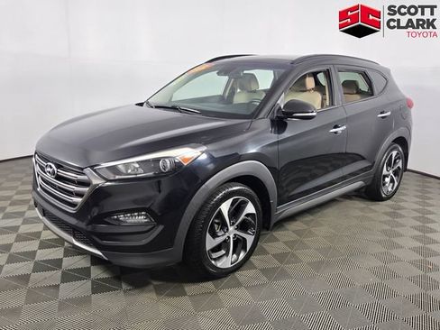 Used 2016 Hyundai Tucson Limited w/ Option Group 03 FWD image 5