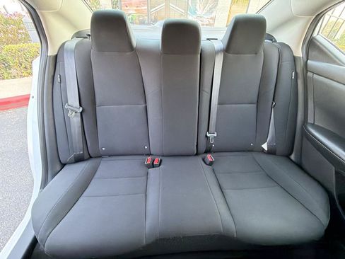 Used 2024 Nissan Sentra S FWD image 19