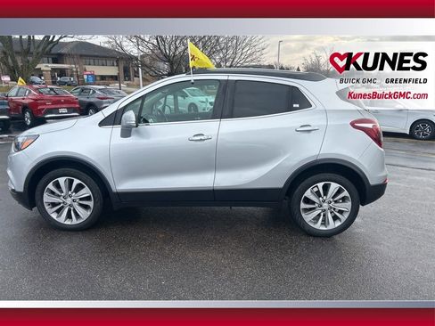 Used 2018 Buick Encore Preferred image 9