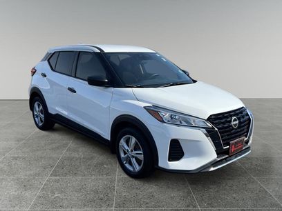 Used 2023 Nissan Kicks S