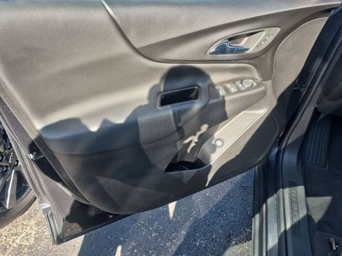 Certified 2023 Chevrolet Equinox LT FWD image 24