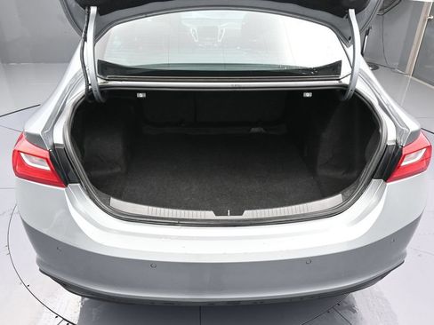 Used 2024 Chevrolet Malibu LT FWD image 38