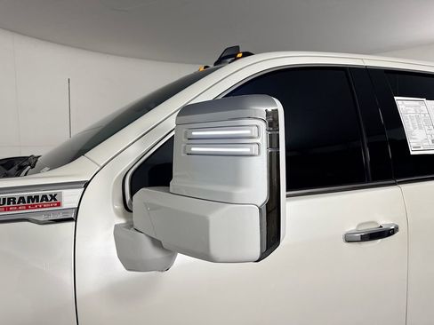 Used 2021 GMC Sierra 2500 Denali w/ Denali Ultimate Package image 20