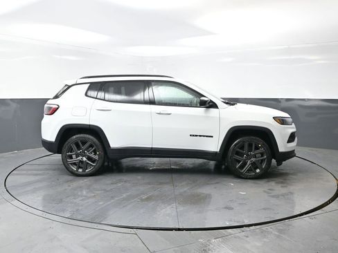 New 2026 Jeep Compass Latitude w/ Sun and Sound Group image 2