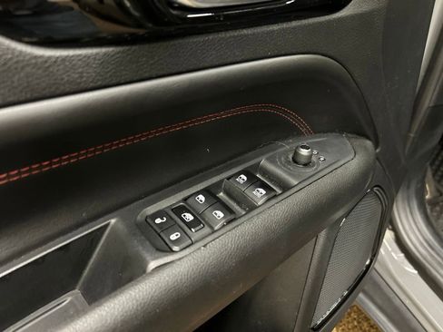Used 2023 Jeep Compass Trailhawk AWD/4WD image 26