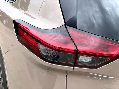 Certified 2024 Nissan Rogue SV w/ SV Premium Package FWD image 27