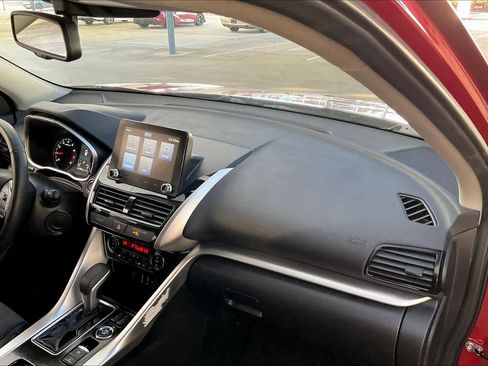 Used 2024 Mitsubishi Eclipse Cross SE image 17