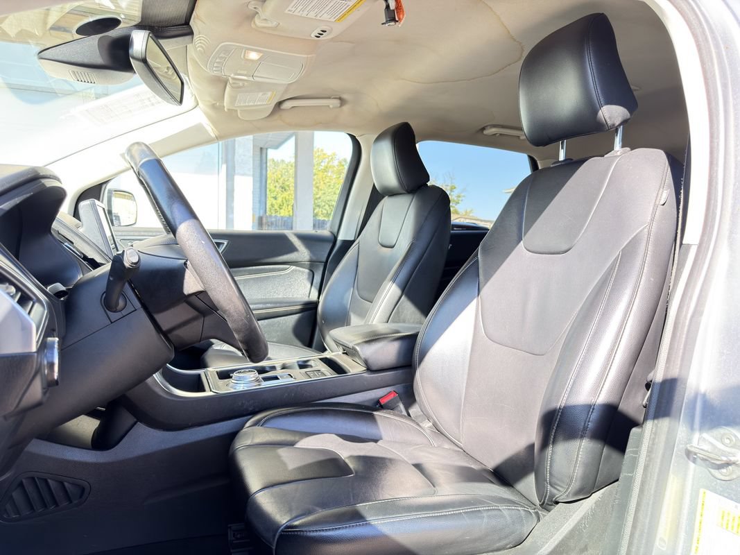 Used 2022 Ford Edge Titanium AWD/4WD image 17