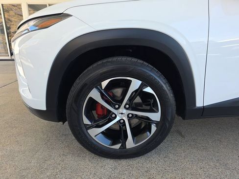 Used 2024 Chevrolet Trax RS w/ Driver Confidence Package FWD image 33