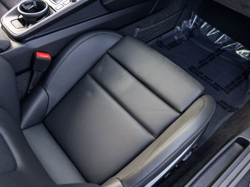 Certified 2024 Porsche 911 Carrera GTS image 43