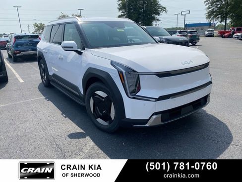 New 2026 Kia EV9 Wind image 1