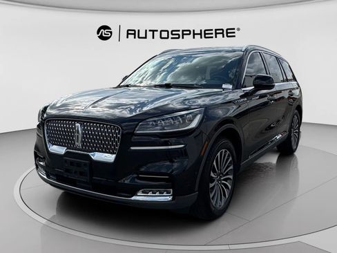 Used 2020 Lincoln Aviator Reserve w/ Equipment Group 201A image 4
