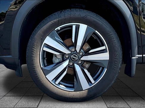 Used 2023 Nissan Rogue SL AWD/4WD image 37