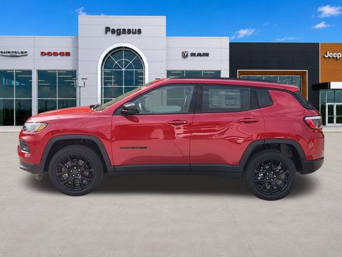 New 2026 Jeep Compass Latitude AWD/4WD image 3