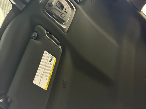 Used 2024 Subaru Solterra Limited image 30