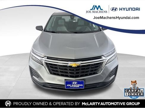 Used 2023 Chevrolet Equinox LS w/ LS Convenience Package FWD image 3