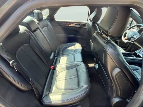 Used 2020 Lincoln MKZ Reserve w/ Elements Package AWD/4WD image 18