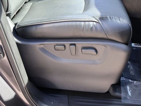 Used 2024 INFINITI QX80 Luxe image 10