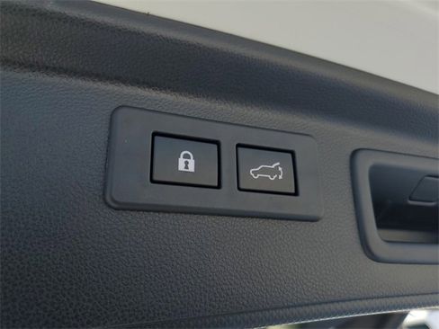 Used 2022 Subaru Forester Wilderness image 7