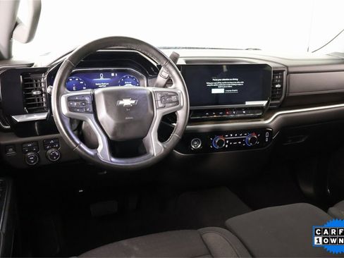 Used 2023 Chevrolet Silverado 1500 LT image 2